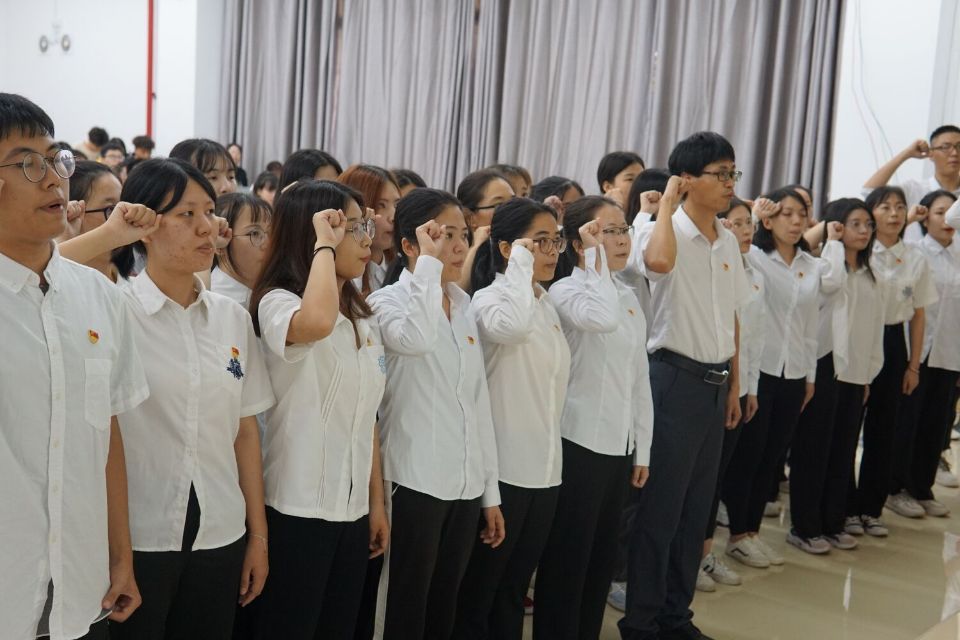 说明: C:\Users\toshiba\Documents\Tencent Files\361040921\Image\C2C\1BEA2A5A8392794B5DE4513ECCB3D275.jpg