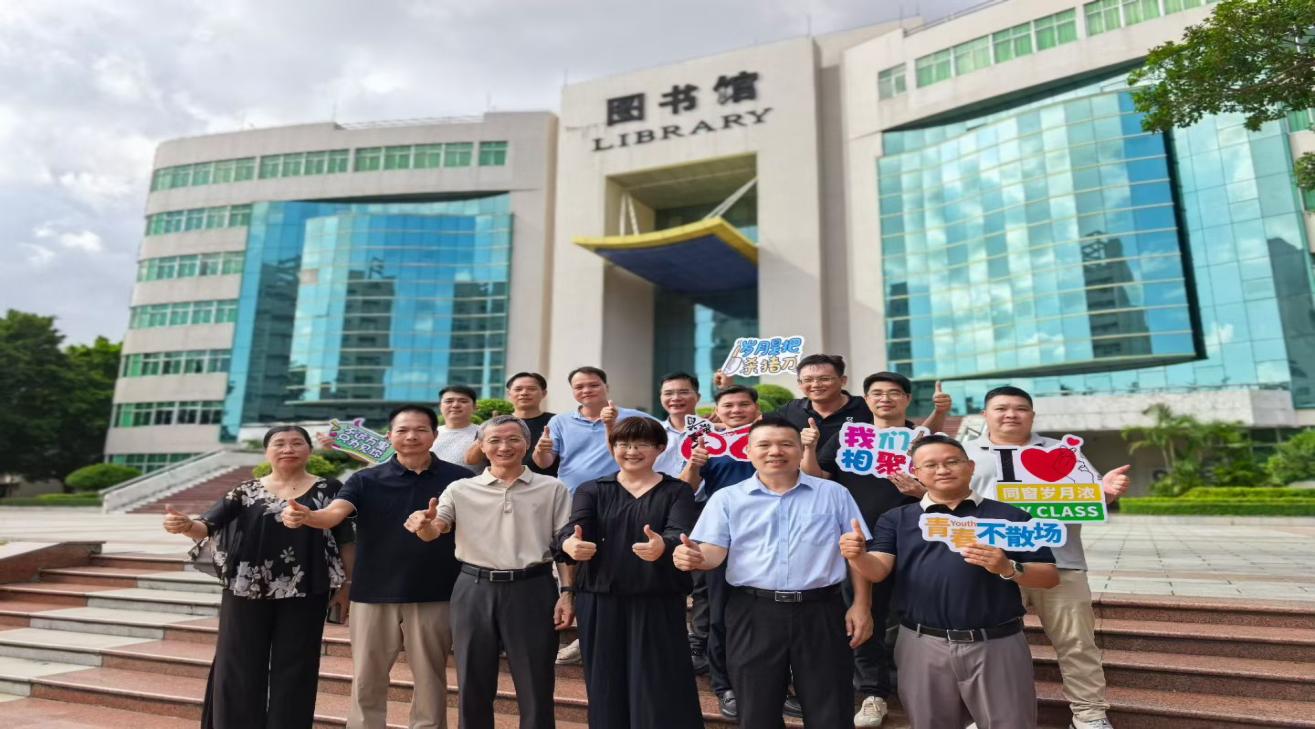 说明: 90ac5e689fa5cce5f86439af045f4e1e 说明: 90ac5e689fa5cce5f86439af045f4e1e