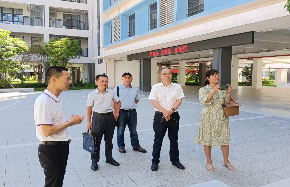 说明: 微信图片_20230707125704 说明: 微信图片_20230707125704