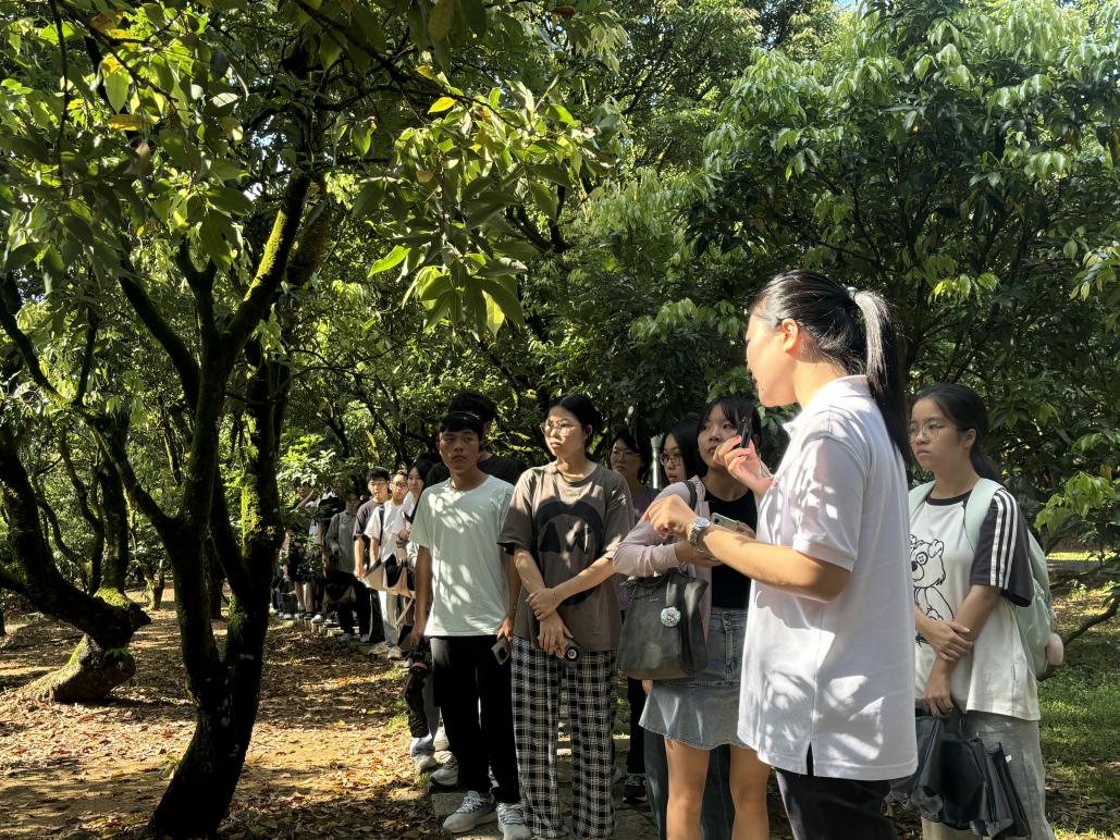 说明: 7832b2f61ead21a05df87d3d605fb225 3 说明: 7832b2f61ead21a05df87d3d605fb225 3