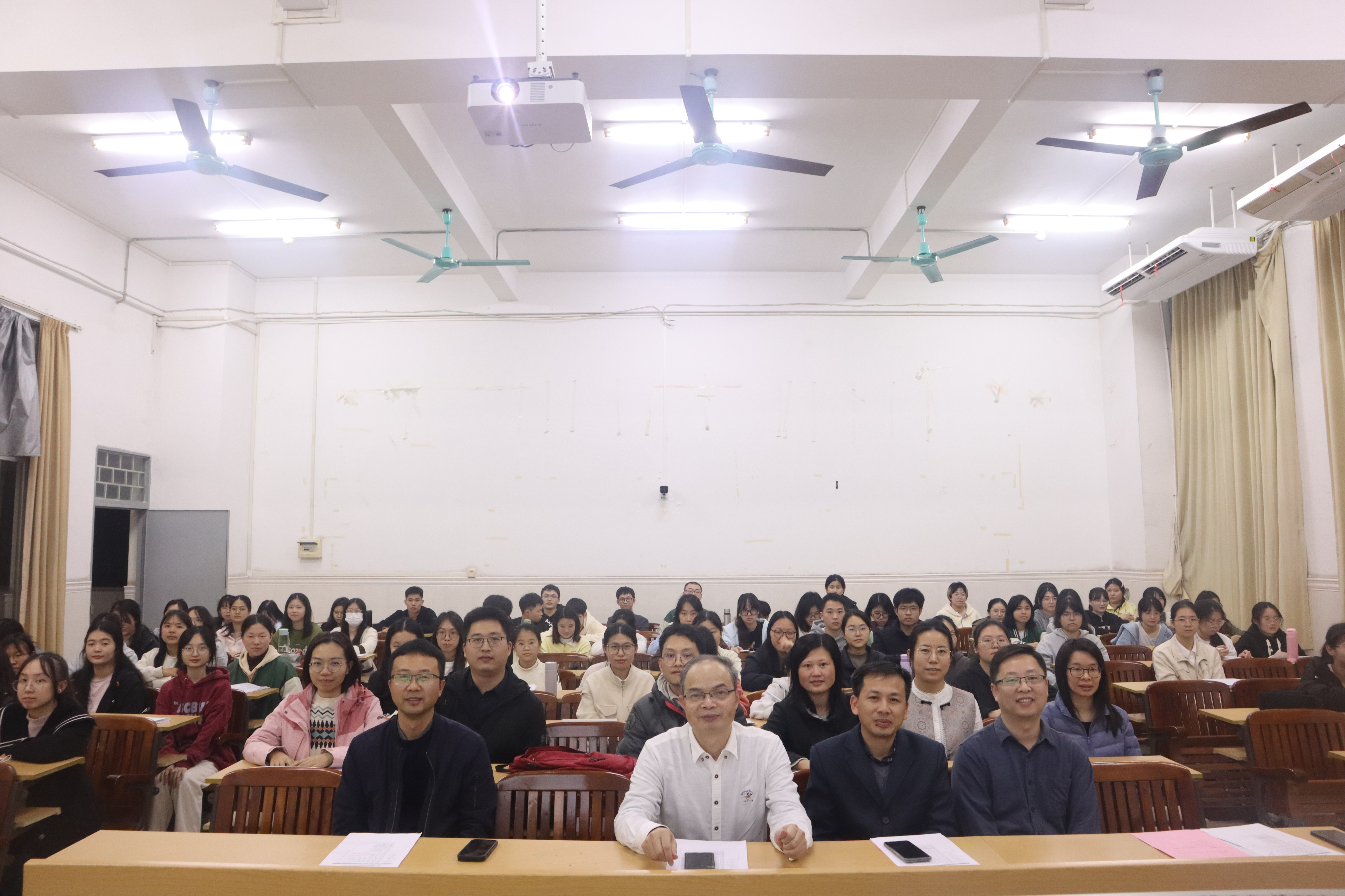 说明: cc3d1ec5482babb20a581398a239447f 说明: cc3d1ec5482babb20a581398a239447f