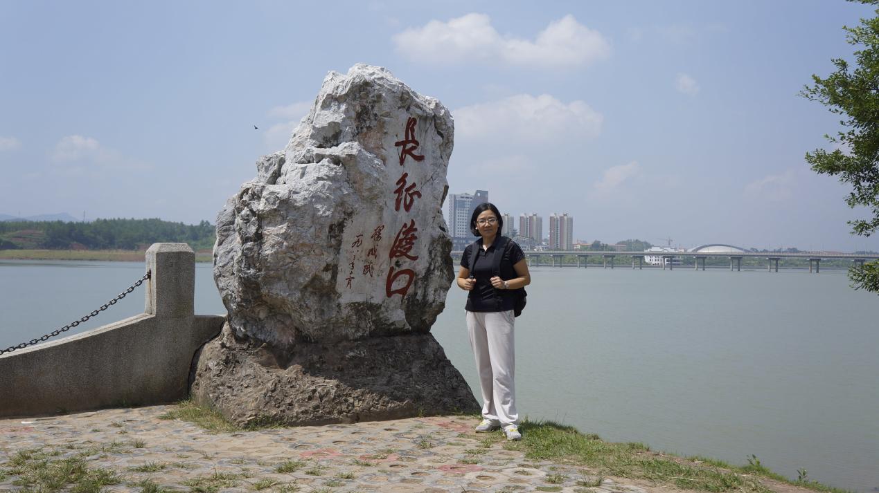 张红春简介